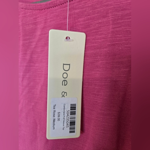 NWT Doe & Rae hot pink top - Picture 2 of 4